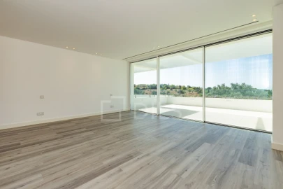 Moradia T5 para Venda em Loule (São Clemente)