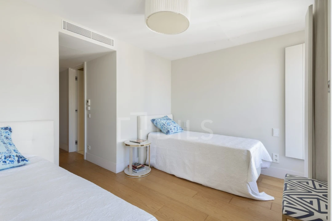 Apartamento T3 para Venda em Santo António Foto 21