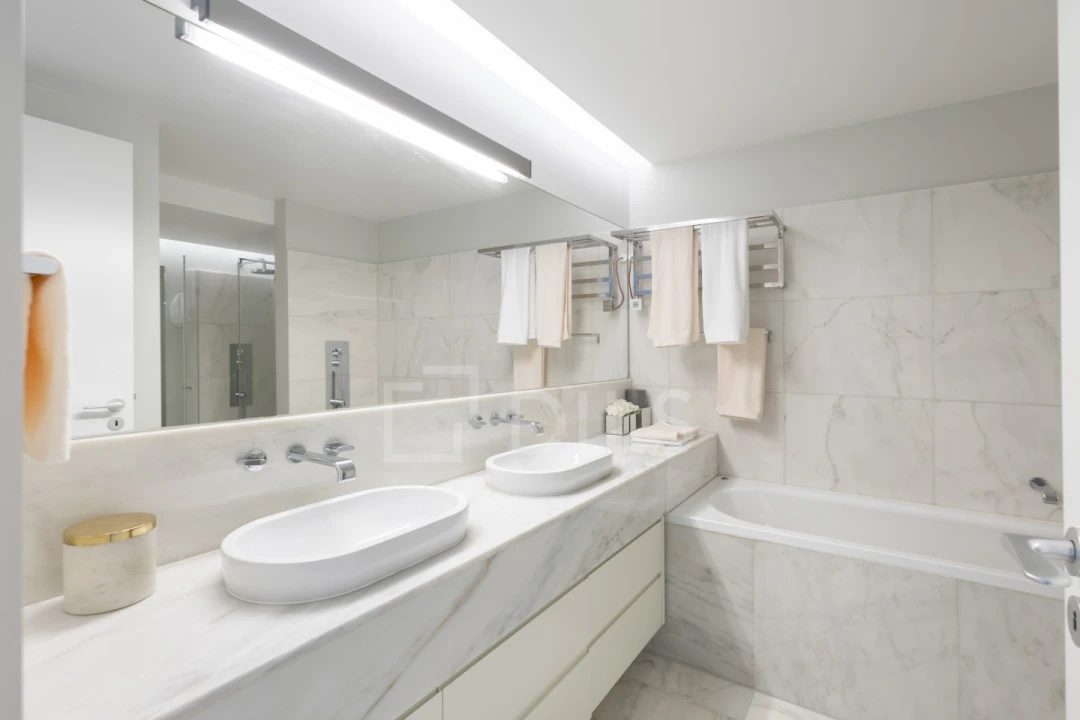 Apartamento T3 para Venda em Santo António Foto 8