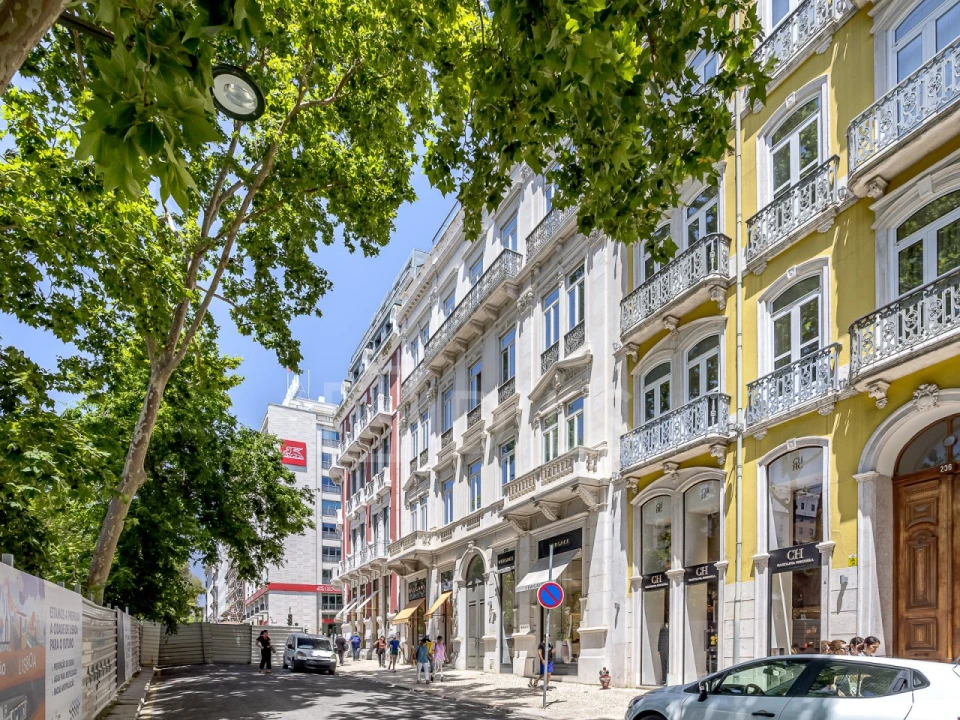 Apartamento T3 para Venda em Santo António Foto 2