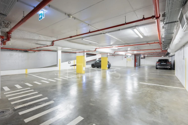 Apartamento T3 para Venda em Santo António Foto 13