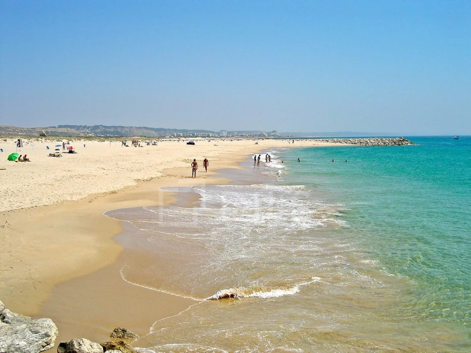 Apartamento T2 para Venda em Charneca de Caparica e Sobreda Foto 12