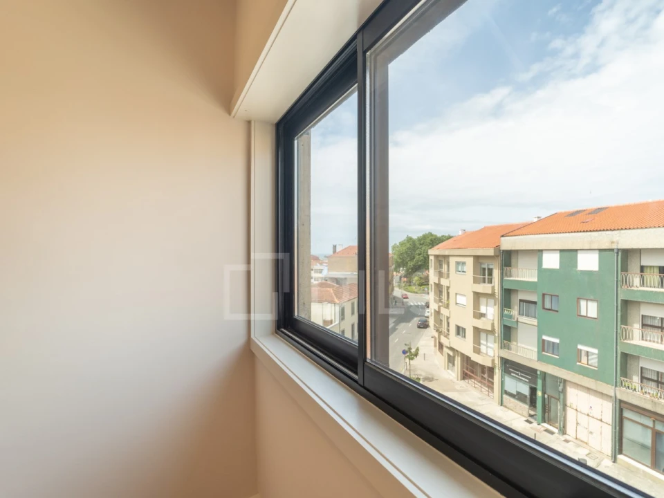 Apartamento T3 para Venda em Lordelo do Ouro e Massarelos Foto 21