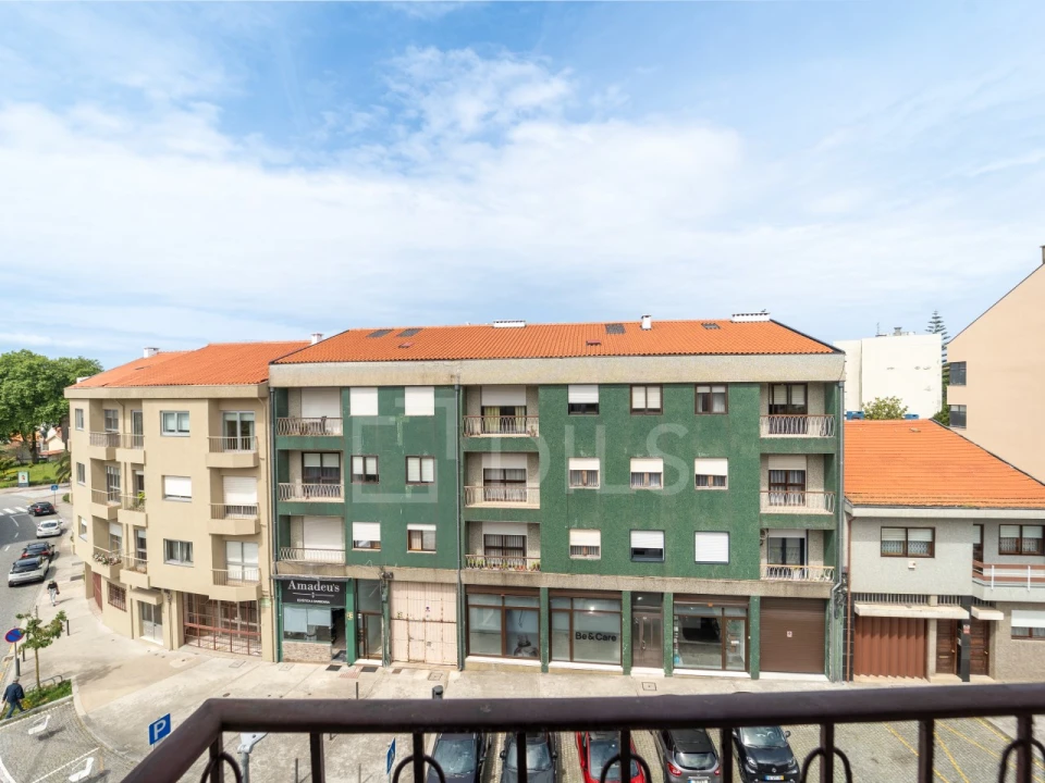 Apartamento T3 para Venda em Lordelo do Ouro e Massarelos Foto 33