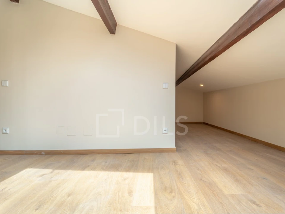 Apartamento T3 para Venda em Lordelo do Ouro e Massarelos Foto 16