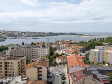 Apartamento T3 para Venda em Lordelo do Ouro e Massarelos