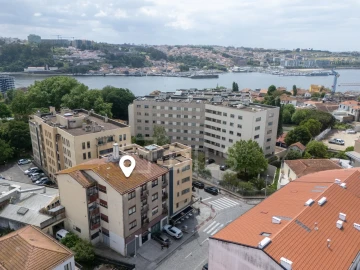 Apartamento T3 para Venda em Lordelo do Ouro e Massarelos