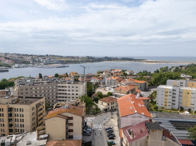 Apartamento T3 para Venda em Lordelo do Ouro e Massarelos Foto 36