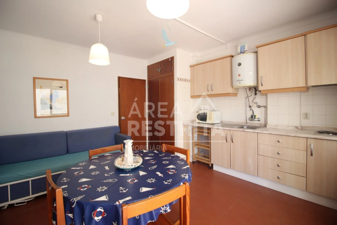 Apartamento T1 para Venda em Armação de Pera Foto 7