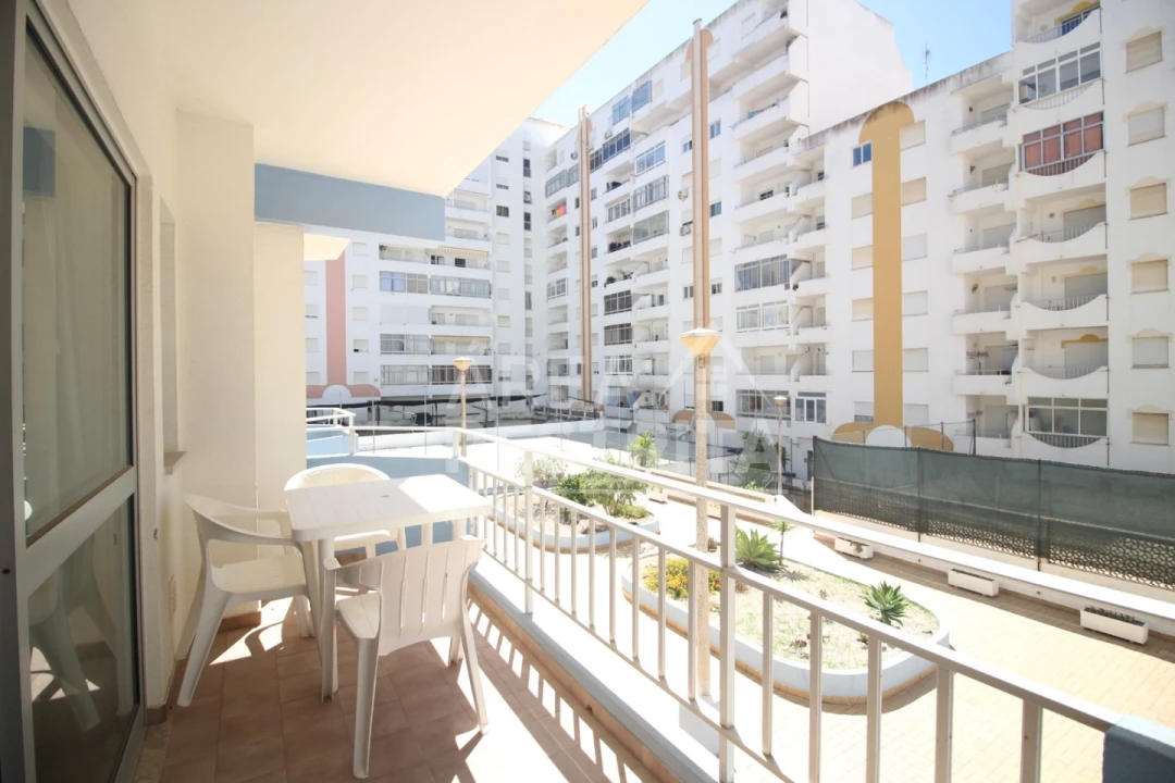 Apartamento T1 para Venda em Armação de Pera Foto 14
