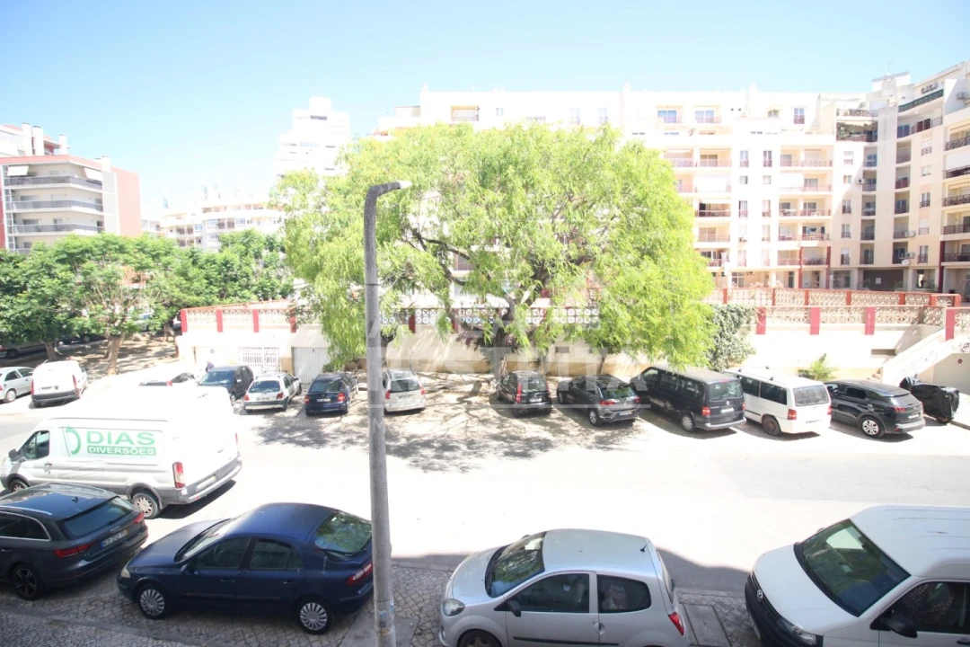 Apartamento T1 para Venda em Armação de Pera Foto 19