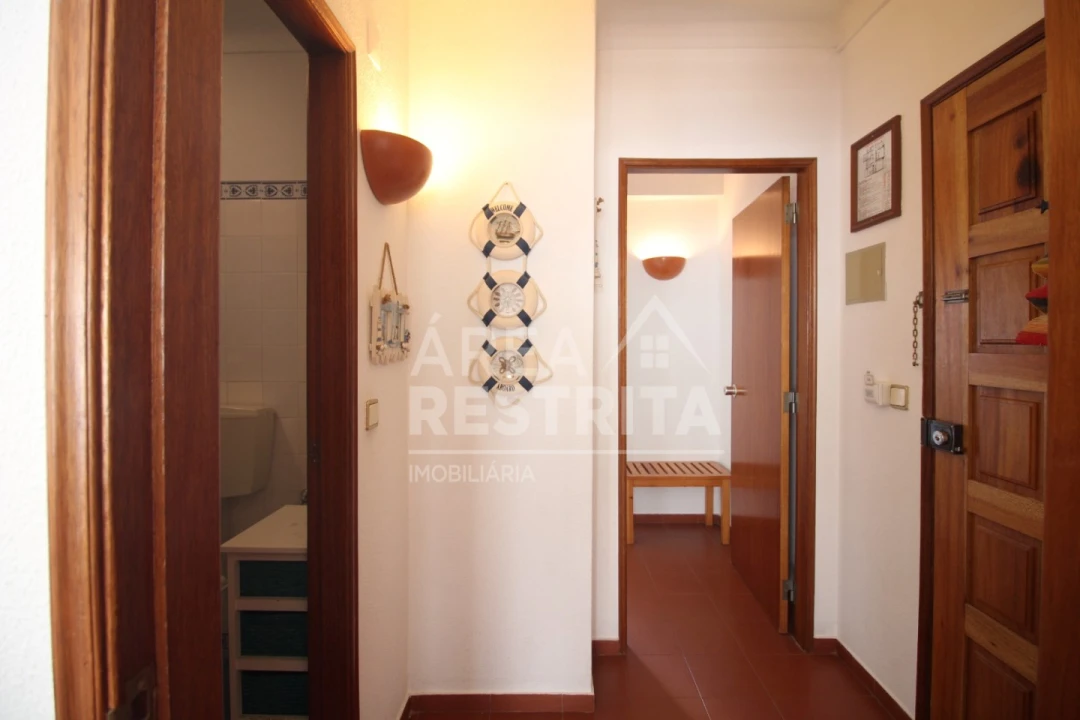 Apartamento T1 para Venda em Armação de Pera Foto 15