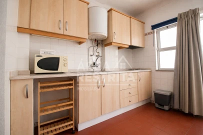 Apartamento T1 para Venda em Armação de Pera