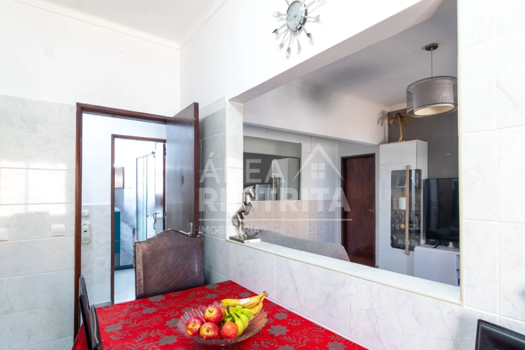Apartamento T2 para Venda em Amora Foto 20