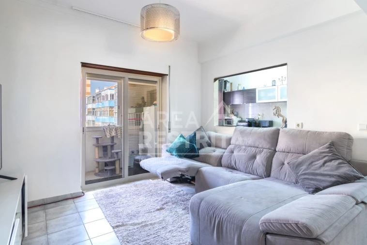Apartamento T2 para Venda em Amora Foto 10