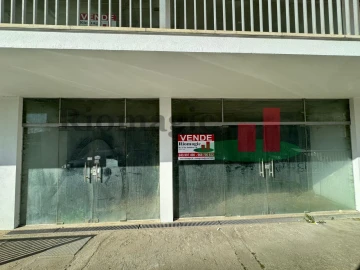 Loja para Venda em Azambuja