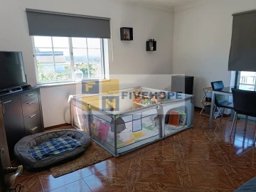 Moradia T3 para Venda em Arrifana