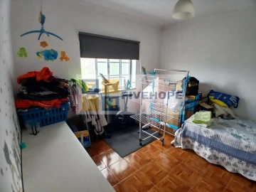 Moradia T3 para Venda em Arrifana