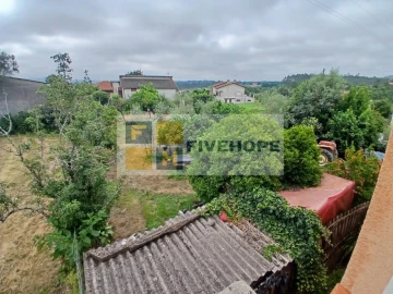 Moradia T3 para Venda em Arrifana