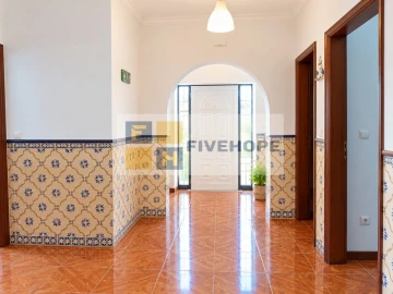 Moradia T3 para Venda em Arrifana