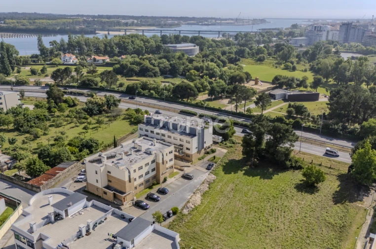 Apartamento T3 para Venda em Santa Maria Maior e Monserrate e Meadela Foto 7