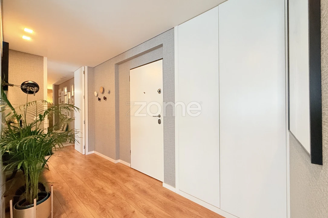 Apartamento T3 para Venda em Vila Nova de Famalicão e Calendário Foto 10