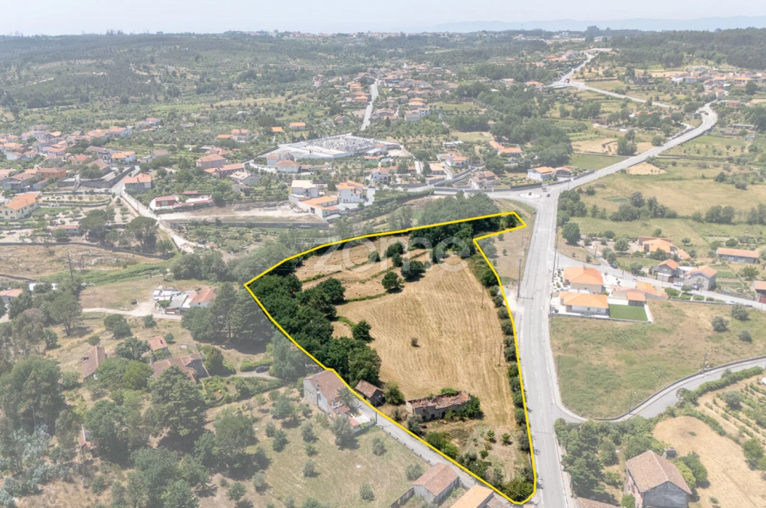 Terreno para Venda em Senhorim Foto 1