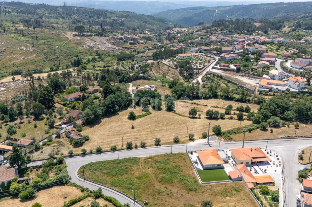 Terreno para Venda em Senhorim Foto 29