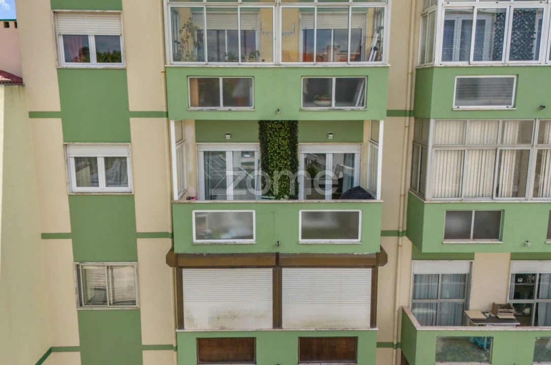 Apartamento T3 para Venda em Rio de Mouro Foto 27