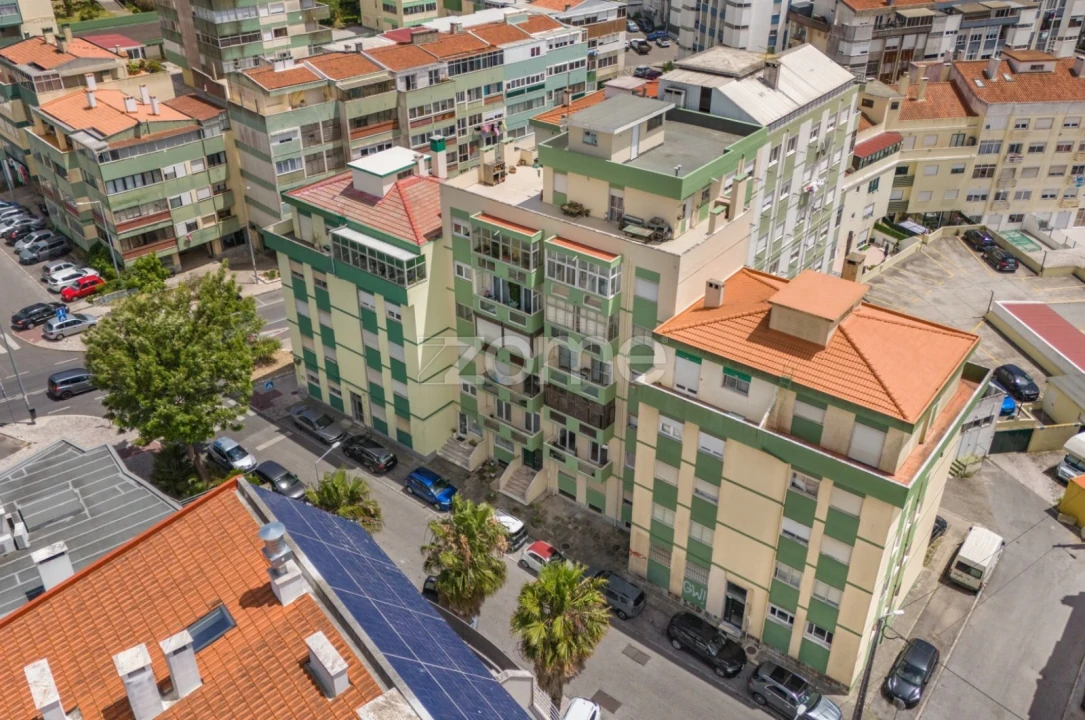 Apartamento T3 para Venda em Rio de Mouro Foto 25