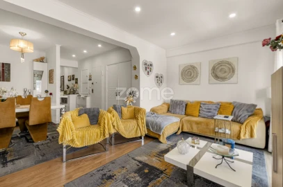 Apartamento T3 para Venda em Rio de Mouro