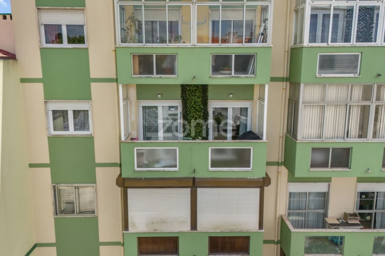 Apartamento T3 para Venda em Rio de Mouro Foto 27
