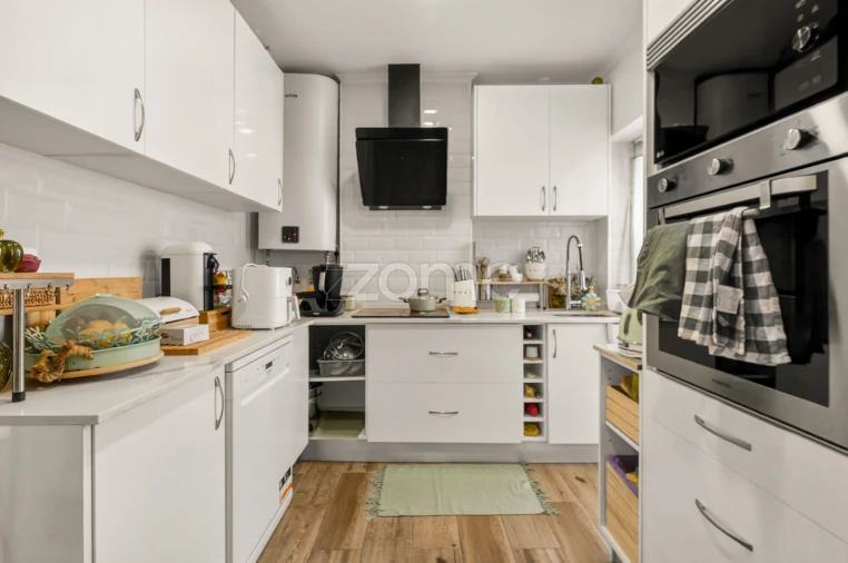 Apartamento T3 para Venda em Rio de Mouro Foto 4