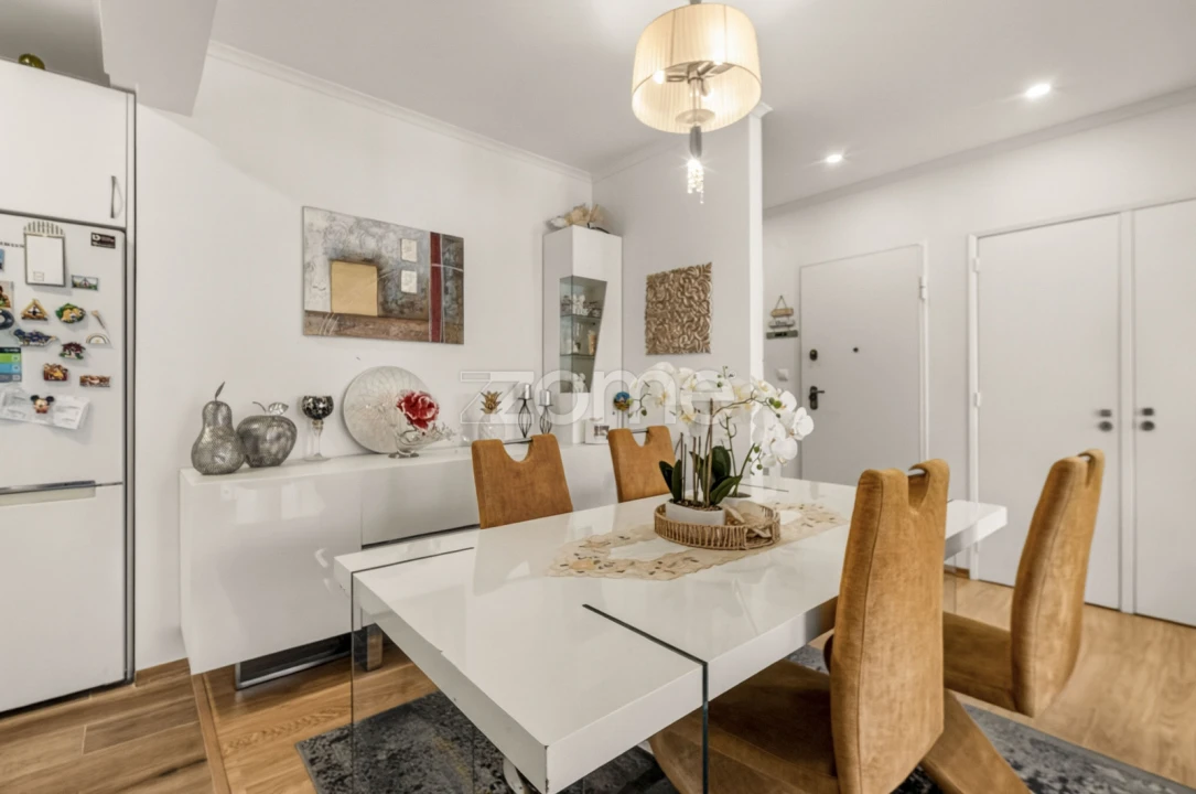 Apartamento T3 para Venda em Rio de Mouro Foto 6