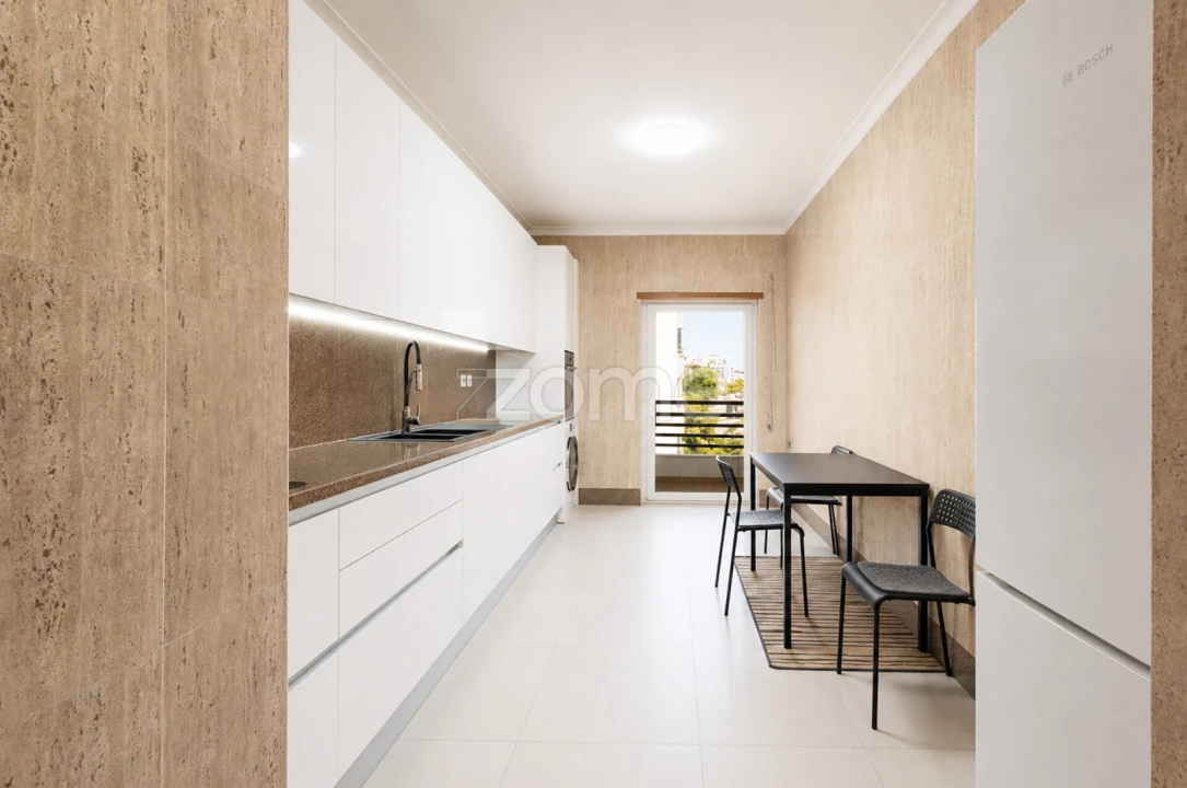Apartamento T2 para Venda em União das Freguesias de Setúbal Foto 2
