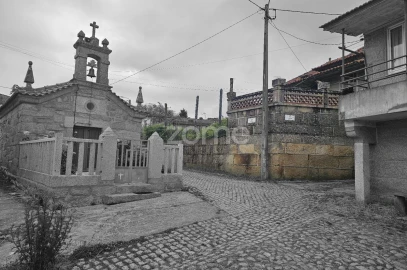Moradia T2 para Venda em Nogueira da Montanha