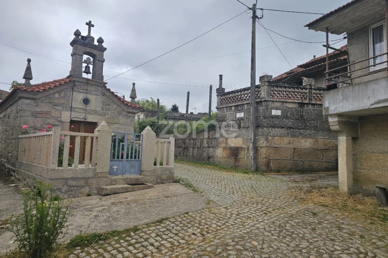 Moradia T2 para Venda em Nogueira da Montanha Foto 10