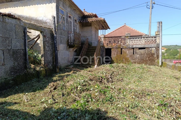 Moradia T2 para Venda em Nogueira da Montanha Foto 16