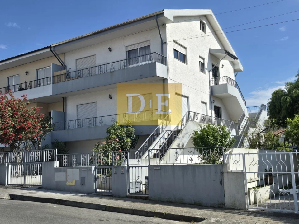 Apartamento T2 para Venda em São Mamede de Infesta e Senhora da Hora Foto 1