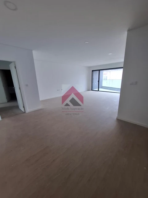 Apartamento T3 para Venda em Esgueira