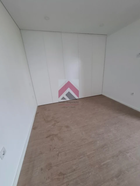 Apartamento T3 para Venda em Esgueira