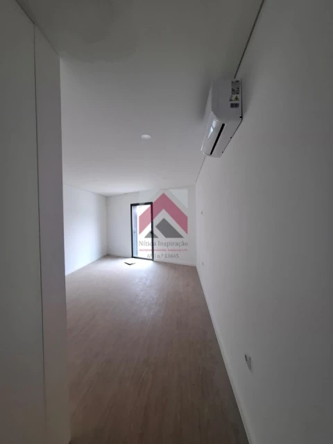 Apartamento T3 para Venda em Esgueira