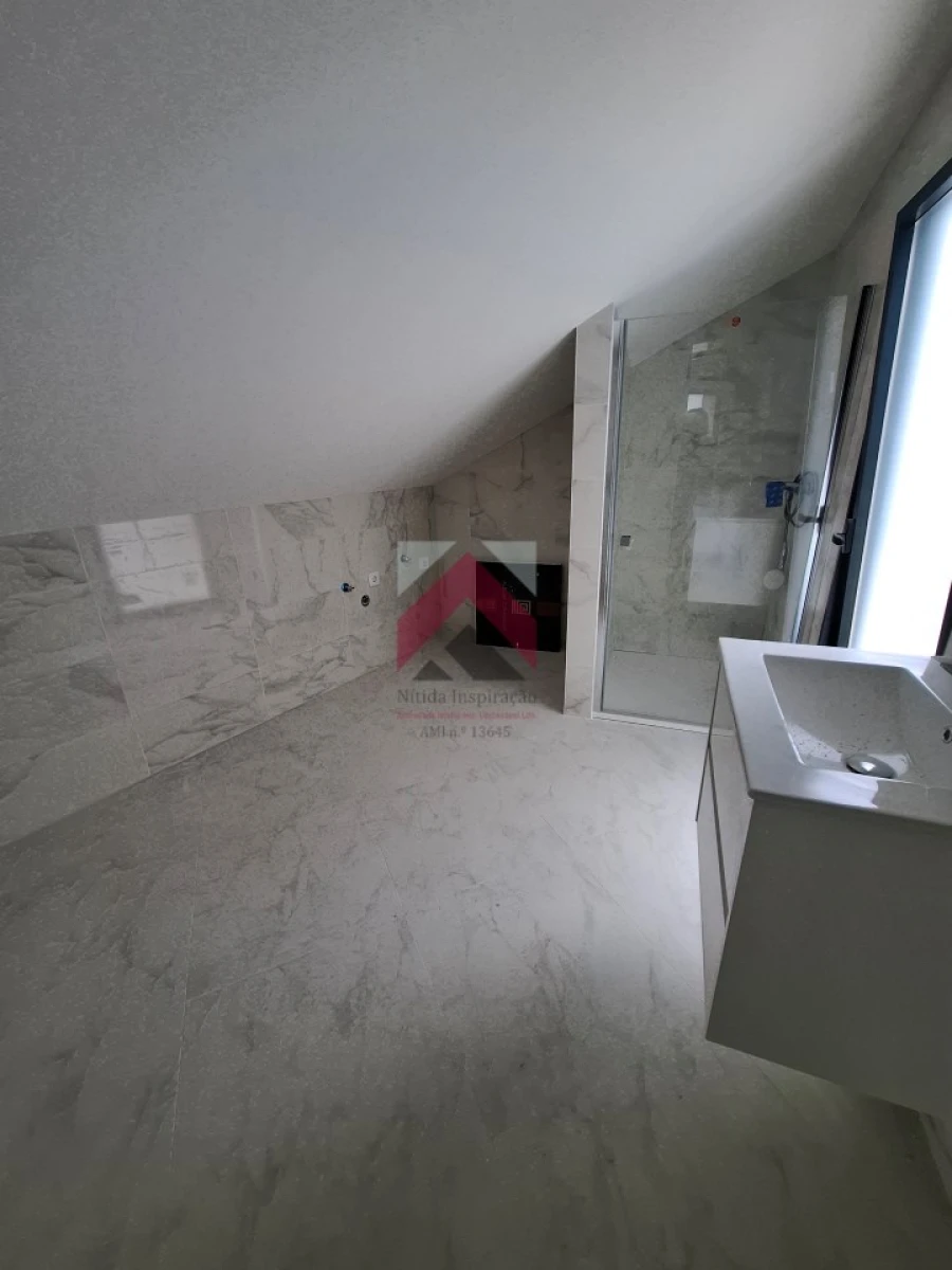 Apartamento T3 para Venda em Esgueira Foto 33