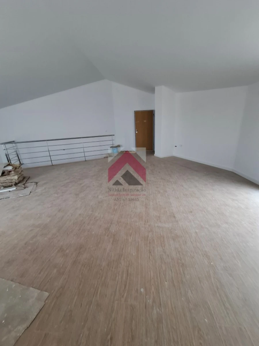 Apartamento T3 para Venda em Esgueira Foto 37