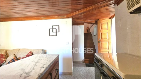 Moradia T2 para Venda em Pomares