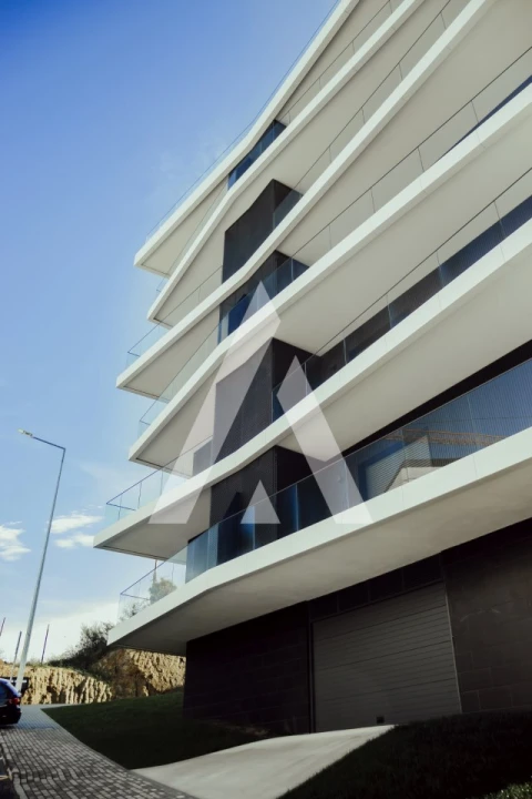 Apartamento T3 para Venda em Ferreiros e Gondizalves