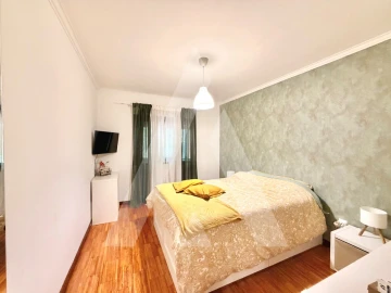 Apartamento T3 para Venda em São Roque