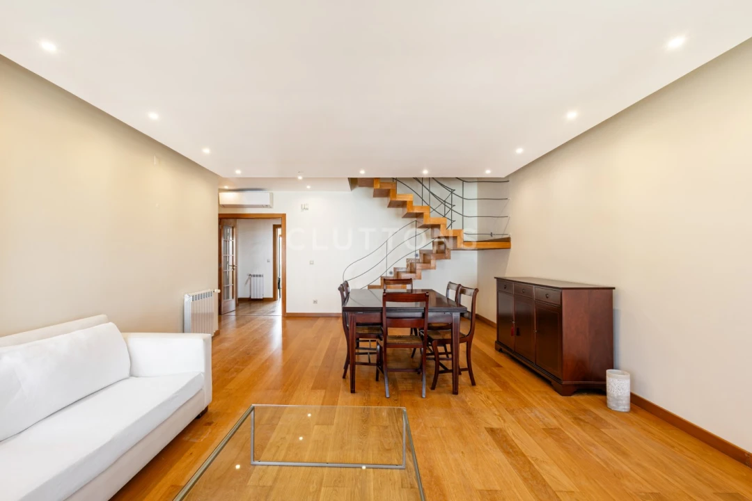 Apartamento T4 para Venda em Areeiro Foto 7