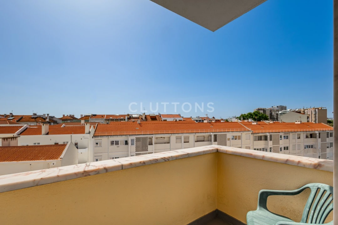 Apartamento T4 para Venda em Areeiro Foto 15