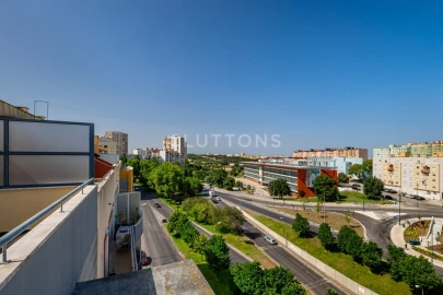 Apartamento T4 para Venda em Areeiro